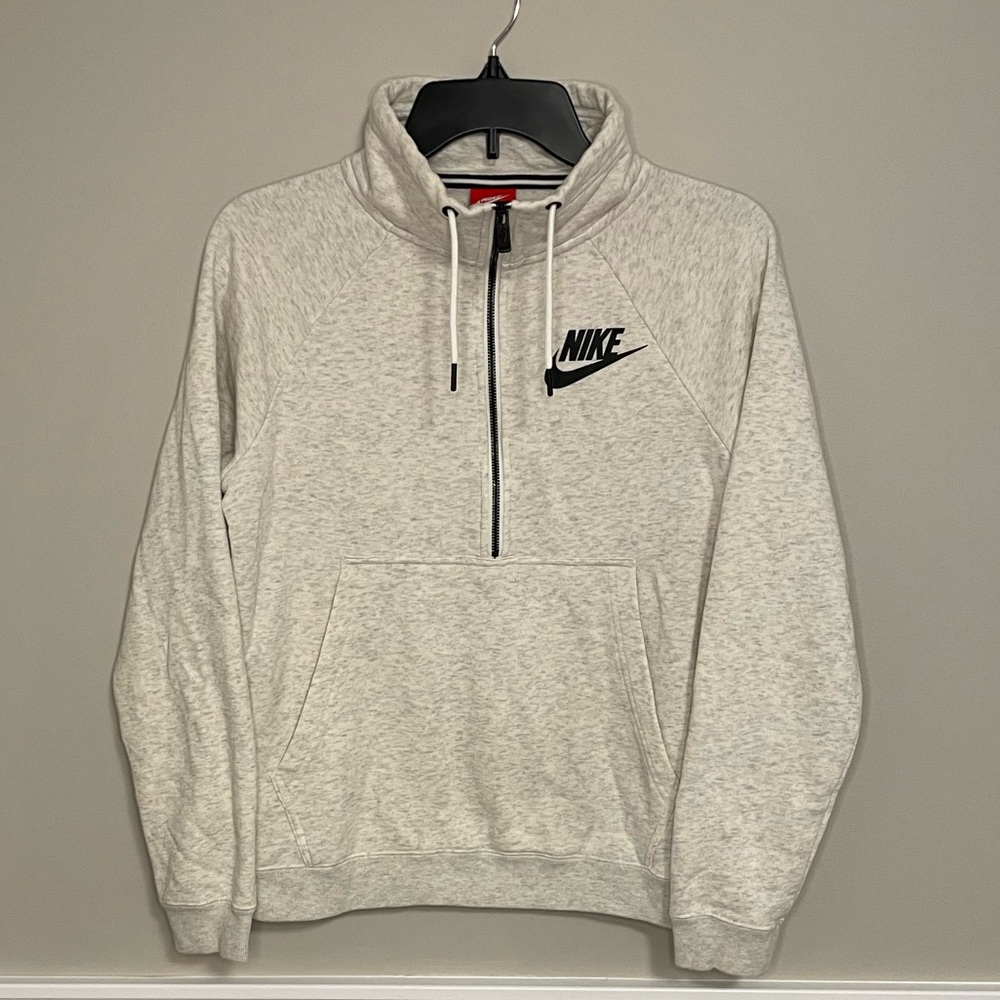 Nike Women’s Half Zip Pullover Sweatshirt